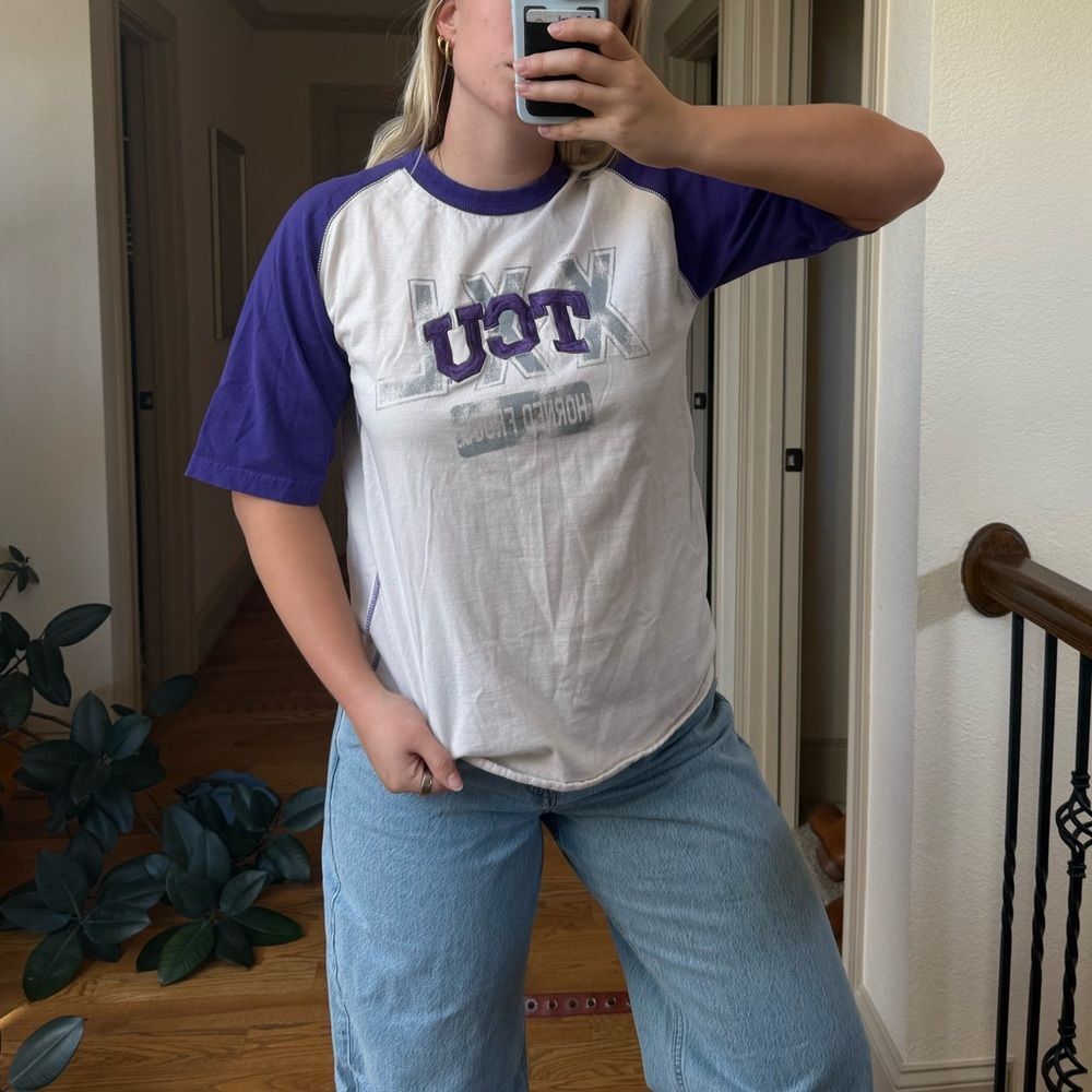 Vintage TCU Baseball Style T-shirt